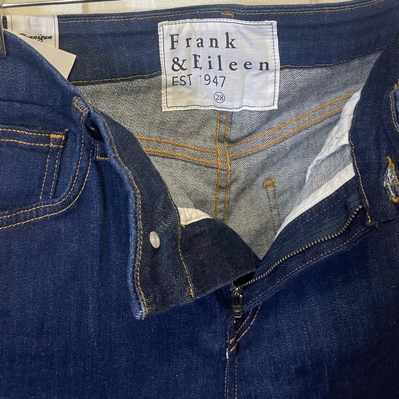 Frank & Eileen Flannigan Flare Leg Raw Hem Dark Wash Blue Jeans sz 28 NWT - Picture 8 of 11